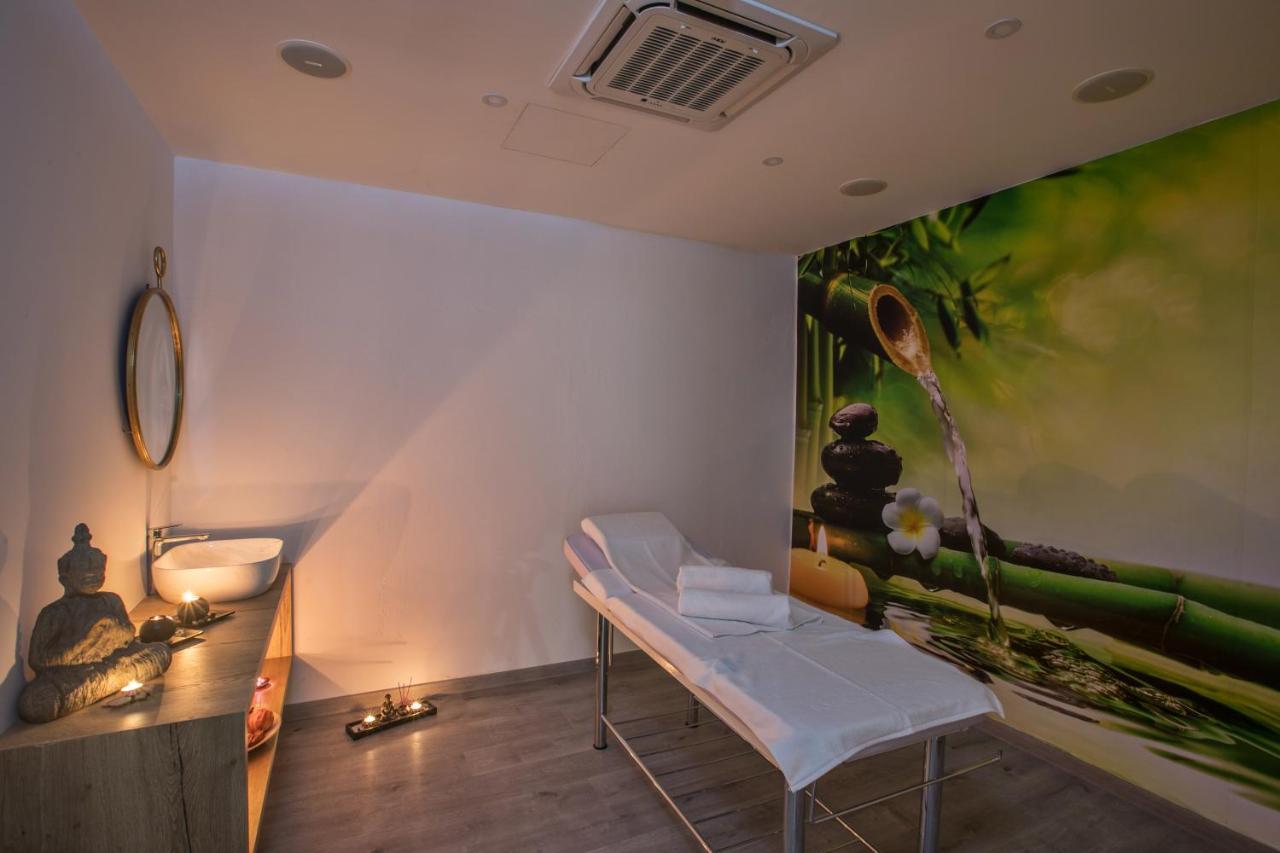 Bohemian Gardens Hotel Protaras Bagian luar foto