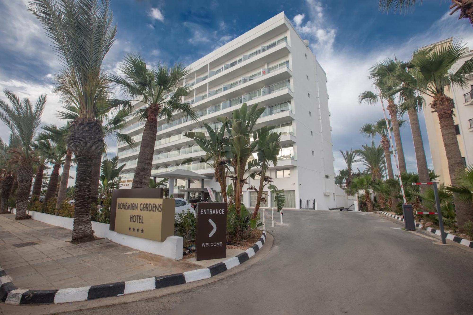 Bohemian Gardens Hotel Protaras Bagian luar foto