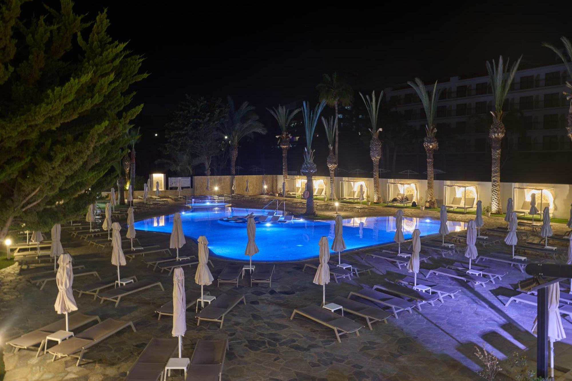 Bohemian Gardens Hotel Protaras Bagian luar foto